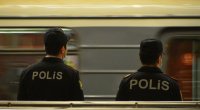 Metroda HƏYƏCANLI ANLAR – Polislər müdaxilə etdi - FOTO