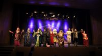 Akademik Milli Dram Teatrının “Məlikməmməd” tamaşası Şəkidə NÜMAYİŞ OLUNDU - FOTO 