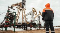 Rusiya gündəlik neft hasilatı ilə qərarını qüvvədə saxlayır