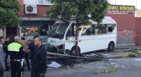 Türkiyədə sürücü mikroavtobusu piyadaların üzərinə sürdü - FOTO
