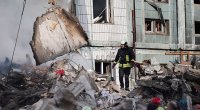 Ukraynada yaşayış binası VURULDU - 17 ölü... - FOTO