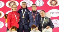 Qadın güləşçilərimiz Türkiyədə 10 medal qazandı