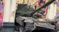Rostovda “Vaqner”in tankı hərbi qərargahın yolunu BAĞLADI - VİDEO 