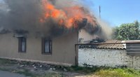 Ağdaşda yaşayış evi yandı - FOTO