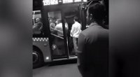 Bakıda sürücü 40 qəpiyə görə yaşlı qadını avtobusa BURAXMADI - VİDEO