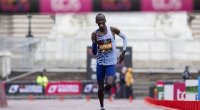 Keniyalı atlet marafon qaçışı üzrə dünya rekordunu yenilədi