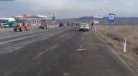 Moldovada fermerlər Rumıniya ilə sərhədi BAĞLAYIBLAR - VİDEO