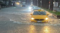 Antalyada şiddətli yağış: ÖLƏN VAR - VİDEO