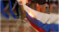 Tbilisidə nümayişçilər Rusiya bayrağını YANDIRDILAR - ANBAAN VİDEO 