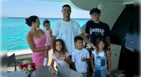 Ronaldo ailəsi ilə istirahətdə - FOTO