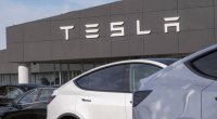 Kanada “Tesla”nın idxalına 100% rüsum tətbiq edəcək