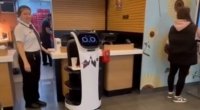 Rusiyada “fast food” restoranlar şəbəkəsində yeni robotlar fəaliyyət GÖSTƏRƏCƏK - VİDEO