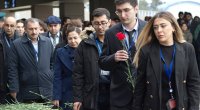 Həlak olanların xatirəsi Bakı aeroportunda anılır - FOTO