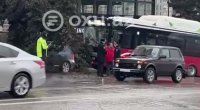 "BakuBus" Yasamalda ağaca ÇIRPILDI – VİDEO