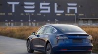 Almaniyada Tesla avtomobilləri yandı
