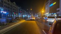 Bakıda QƏZA: İşıq dirəyi yola aşdı, tıxac yarandı - FOTO