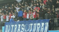 “Turan Tovuz”un futbolçusu azarkeşlərlə dalaşdı - VİDEO