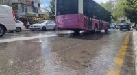 "Memar Əcəmi" metro stansiyasının yaxınlığını SU BASIB - VİDEO