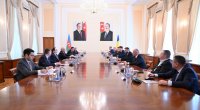 Baş nazir Rumıniya Parlamenti Senatının sədrini QƏBUL ETDİ