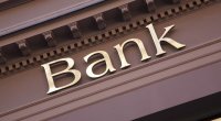 Əhali bu bankdan əmanətlərini geri çəkir