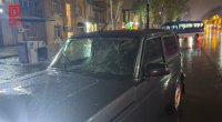 Gəncədə avtomobil piyadanı xəstəxanalıq etdi – FOTO