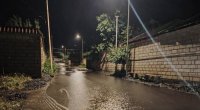 Bölgələrə leysan yağır, bəzi çaylardan sel keçib - FAKTİKİ HAVA