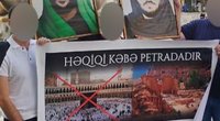 “28 Mall”un qarşısında plakat açan təriqət üzvləri həbs edildi – FOTO/VİDEO