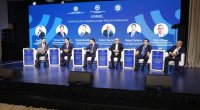 “Rəqəmsallaşma və süni intellektin iş yerlərinə təsiri” mövzusunda konfrans keçirilib – FOTO
