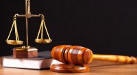 Bakıda sərxoş kişi küçədə 2 xəstə qardaşı BIÇAQLADI