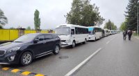 40-dan çox mikroavtobusla azarkeşlər Bakıya yola düşdü: "Şahdağ"ı dəstəkləyəcəklər - FOTO/VİDEO