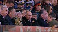 Putin paradda – VİDEO