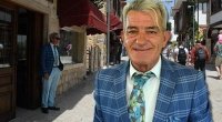 Təhsil almadan 11 dil öyrəndi: “Əllərimə yazaraq başladım”