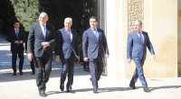 Rəsmilər Fəxri xiyabanda – FOTO