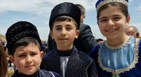 Prezidenti kövrəldən uşaqlar... - VİDEO