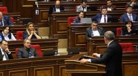 Rusiya Paşinyanı sıradan çıxarmaq üçün “baş sındırır”