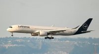 Kapitan ayaqyoluna getdi, köməkçi pilot huşunu itirdi - 200 sərnişin pilotsuz uçdu