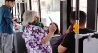 Bakıda əlində bıçaqla avtobusa daxil olan qadın sərnişinləri hədələdi – VİDEO