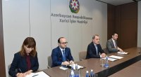 Koreyalı səfir Ermənistan konstitusiyasında ölkəmizə qarşı ərazi iddiaları barədə MƏLUMATLANDIRILDI