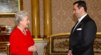 Azərbaycanlı səfiri rahat buraxmayan britaniyalı tibb bacılarının FOTOLARI