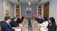 Ceyhun Bayramov ABŞ Senatının Xarici Əlaqələr Komitəsinin üzvü ilə görüşdü - FOTO