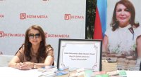 Məlahət İbrahimova oxucuları ilə görüşdü – FOTO