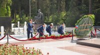 AZAL kollektivi Fəxri xiyabanı ziyarət etdi – FOTO