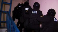 DİN-dən ƏMƏLİYYAT: 11 kq narkotik və silah aşkarlandı - FOTO