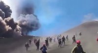 Etna vulkanı yenidən PÜSKÜRDÜ – Turistlər son anda xilas oldular – ANBAAN VİDEO