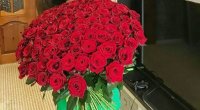 Mənimsədiyi pullarla sevgilisinə 1000 qızılgül almışdı - Dünyamalı Qarayevə 8 illik HƏBS