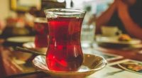 Yeməkdən sonra çay içmək zərərlidir?