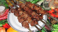 Kabab və steyk sevənlərin nəzərinə! – Az bişmiş ətlər bu xəstəlikləri yaradır