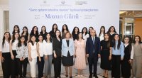 Leyla Əliyeva məzun günündə - FOTO