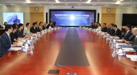 Azərbaycan nümayəndə heyəti “Jenmin Jibao” qəzetinin redaksiyasında - FOTO