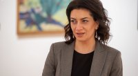 Paşinyanın həyat yoldaşı Anna Akopyan Antalyada DİNCƏLİB?